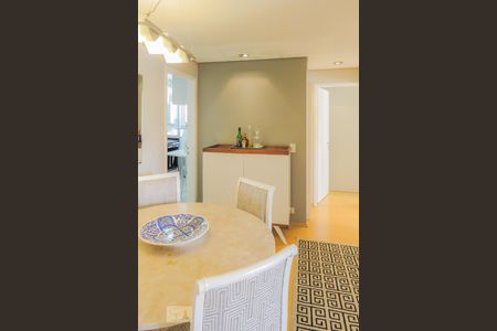 Sala de jantar  de apartamento para alugar com 2 quartos, 63m² em Moema, São Paulo