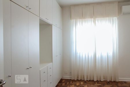 Apartamento para alugar com 320m², 4 quartos e 3 vagasQuarto - Armários
