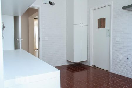 Apartamento para alugar com 320m², 4 quartos e 3 vagasCozinha