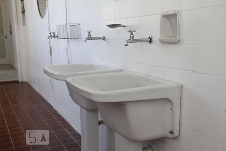 Apartamento para alugar com 320m², 4 quartos e 3 vagasÁrea de Serviço