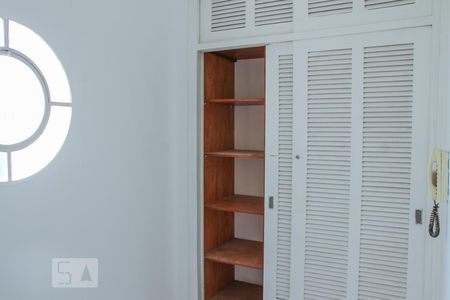 Apartamento para alugar com 320m², 4 quartos e 3 vagasÁrea de Serviço