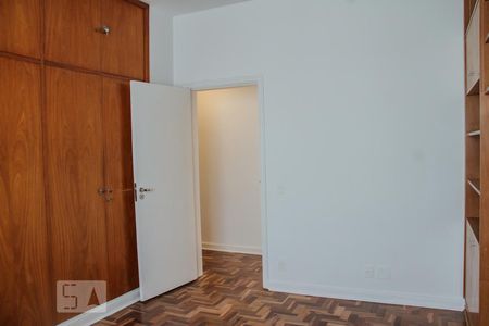 Apartamento para alugar com 320m², 4 quartos e 3 vagasQuarto