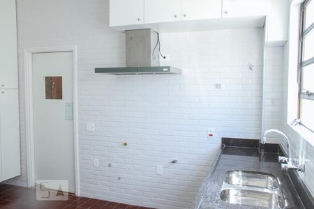 Apartamento para alugar com 320m², 4 quartos e 3 vagasCozinha