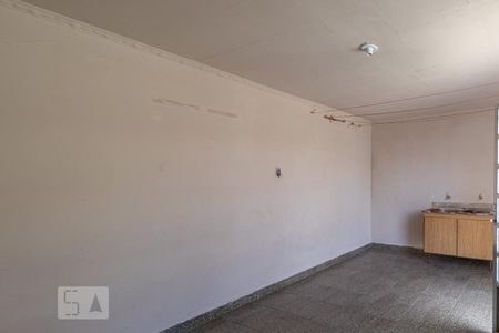 Casa à venda com 120m², 3 quartos e 2 vagasÁrea de Serviço