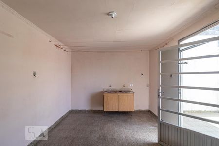 Casa à venda com 120m², 3 quartos e 2 vagasÁrea de Serviço