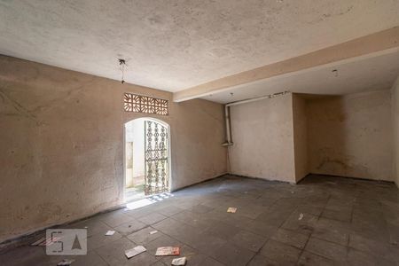 Casa à venda com 120m², 3 quartos e 2 vagasGaragem