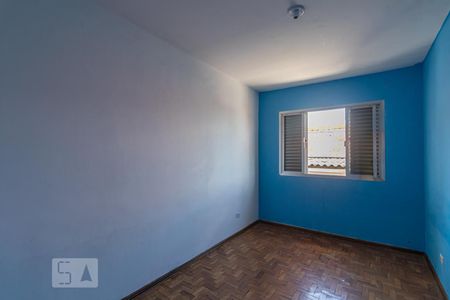 Quarto 1 de casa para alugar com 3 quartos, 120m² em Vila Carmosina, São Paulo