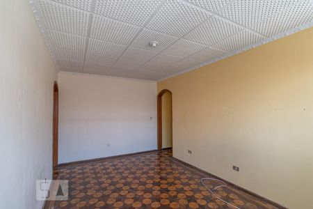 Sala de casa à venda com 3 quartos, 120m² em Vila Carmosina, São Paulo