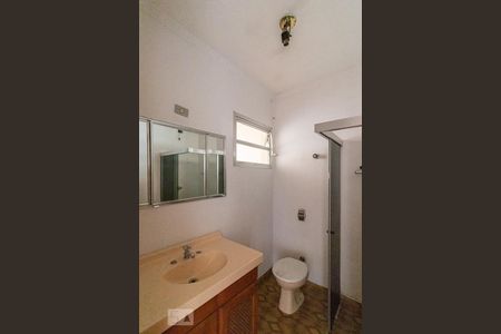 Casa à venda com 120m², 3 quartos e 2 vagasBanheiro 2