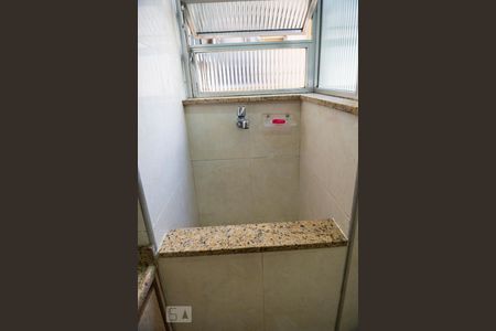 Apartamento à venda com 64m², 2 quartos e 1 vagaÁrea de Serviço