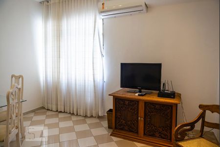 Sala de apartamento à venda com 2 quartos, 64m² em Copacabana, Rio de Janeiro