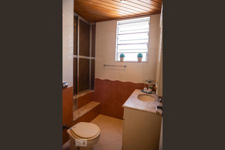 Banheiro de apartamento à venda com 2 quartos, 64m² em Copacabana, Rio de Janeiro