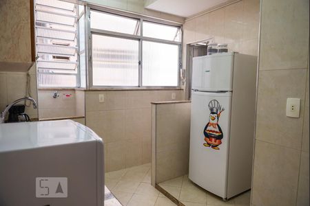Apartamento à venda com 64m², 2 quartos e 1 vagaCozinha e Área de Serviço