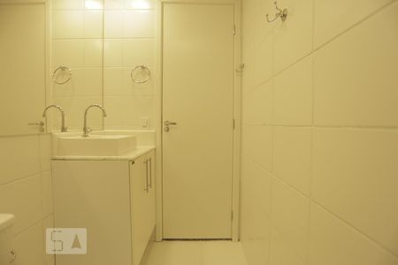 Apartamento à venda com 35m², 2 quartos e sem vagaBanheiro