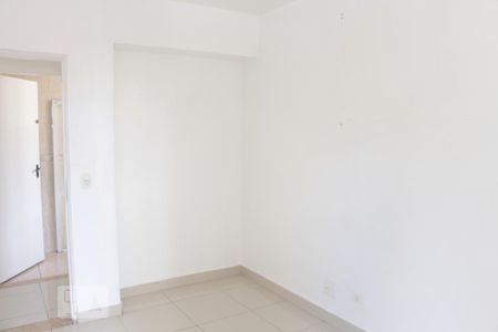 Apartamento à venda com 77m², 3 quartos e 1 vagaQuarto 2