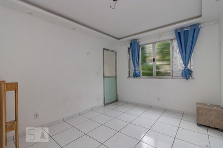 Sala de apartamento para alugar com 2 quartos, 55m² em Piedade, Rio de Janeiro