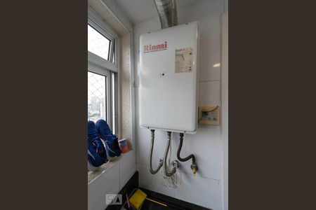 Apartamento à venda com 140m², 3 quartos e 2 vagas Apartamento à venda com 140m², 3 quartos e 2 vagasÁrea de Serviço