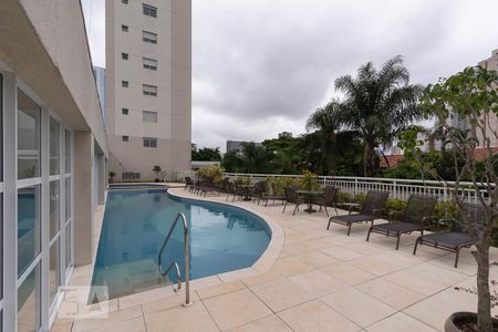 Apartamento à venda com 140m², 3 quartos e 2 vagas Apartamento à venda com 140m², 3 quartos e 2 vagasPiscina