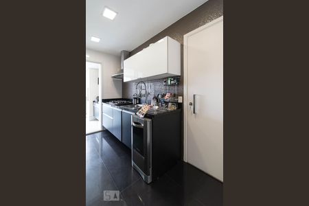 Apartamento à venda com 140m², 3 quartos e 2 vagas Apartamento à venda com 140m², 3 quartos e 2 vagasCozinha