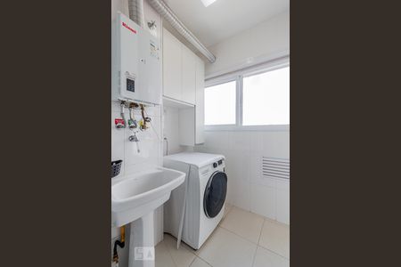 Apartamento para alugar com 76m², 3 quartos e 1 vagaÁrea de serviço