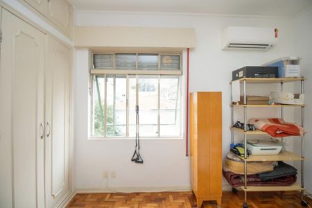 Quarto 2, Ar condicionado e janela de apartamento para alugar com 2 quartos, 106m² em Vila Nova Conceição, São Paulo