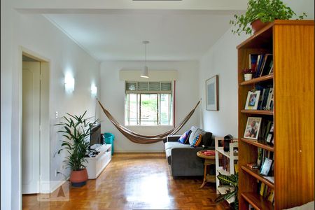 Sala de apartamento para alugar com 2 quartos, 106m² em Vila Nova Conceição, São Paulo