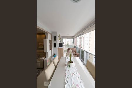 Apartamento para alugar com 50m², 1 quarto e 1 vaga Apartamento para alugar com 50m², 1 quarto e 1 vagaVaranda