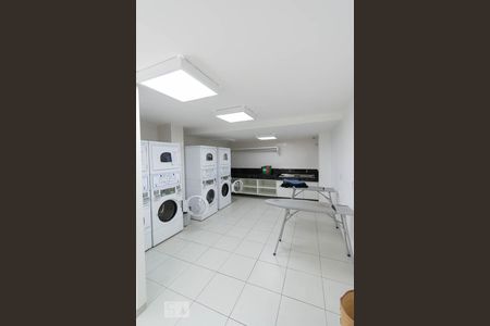 Apartamento para alugar com 50m², 1 quarto e 1 vaga Apartamento para alugar com 50m², 1 quarto e 1 vagaLavanderia