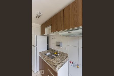 Cozinha de apartamento à venda com 2 quartos, 47m² em Loteamento Parque São Martinho, Campinas