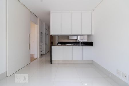 Casa de condomínio à venda com 497m², 4 quartos e 4 vagasCozinha