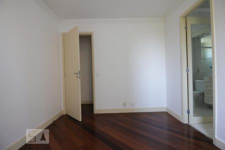 Apartamento à venda com 120m², 3 quartos e 2 vagasSuíte 2