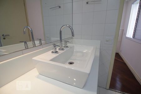 Apartamento à venda com 120m², 3 quartos e 2 vagasPia