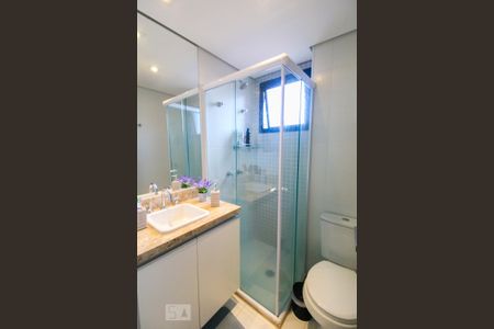 Banheiro de apartamento à venda com 1 quarto, 41m² em Cidade Monções, São Paulo