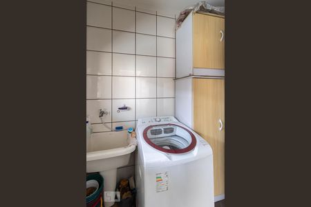 Casa à venda com 230m², 3 quartos e 8 vagas Casa à venda com 230m², 3 quartos e 8 vagasÁrea de Serviço