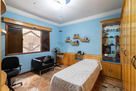 Casa à venda com 230m², 3 quartos e 8 vagas Casa à venda com 230m², 3 quartos e 8 vagasQuarto 2