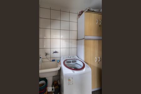 Casa à venda com 230m², 3 quartos e 8 vagas Casa à venda com 230m², 3 quartos e 8 vagasÁrea de Serviço