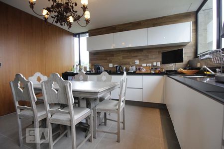 Apartamento à venda com 511m², 4 quartos e 3 vagasCopa