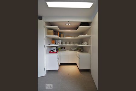 Apartamento à venda com 511m², 4 quartos e 3 vagasDespensa