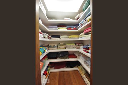 Apartamento à venda com 511m², 4 quartos e 3 vagasRoupeiro