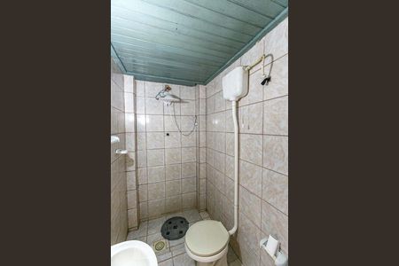 Banheiro de casa à venda com 4 quartos, 215m² em Passo das Pedras, Porto Alegre