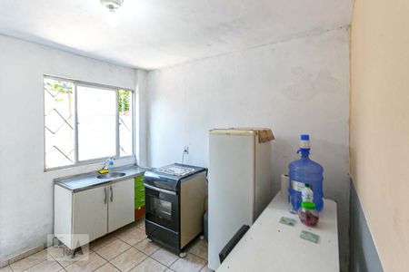 Cozinha de casa para alugar com 1 quarto, 45m² em Passo das Pedras, Porto Alegre
