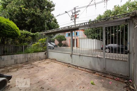 Casa para alugar com 468m², 4 quartos e 4 vagas Casa para alugar com 468m², 4 quartos e 4 vagasGaragem