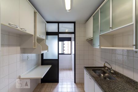 Cozinha de apartamento para alugar com 2 quartos, 69m² em Vila Andrade, São Paulo