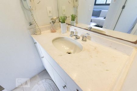 Apartamento para alugar com 53m², 1 quarto e 1 vagaCorredor - Torneira