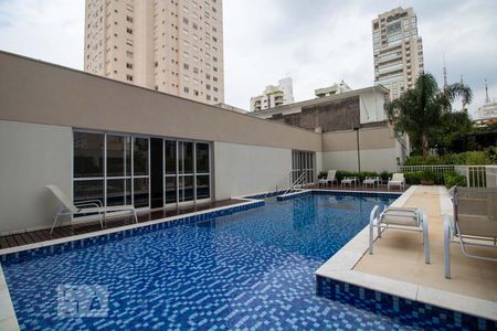 Apartamento para alugar com 68m², 1 quarto e 1 vagaÁrea comum - Piscina