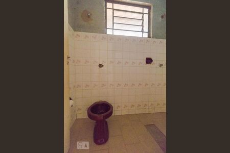 Casa para alugar com 212m², 4 quartos e 2 vagasBanheiro