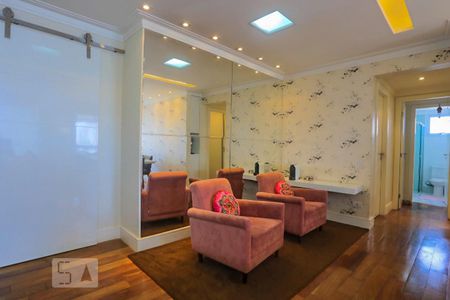 Sala de apartamento para alugar com 3 quartos, 137m² em Bosque da Saúde, São Paulo