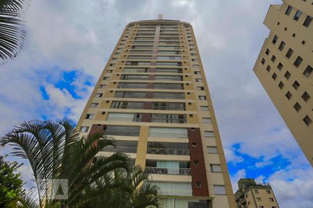 Apartamento para alugar com 137m², 3 quartos e 2 vagasFachada