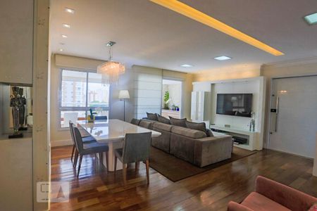 Sala de apartamento para alugar com 3 quartos, 137m² em Bosque da Saúde, São Paulo