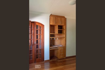 Casa para alugar com 5 quartos, 230m² em Jardim Atlântico, Belo Horizonte